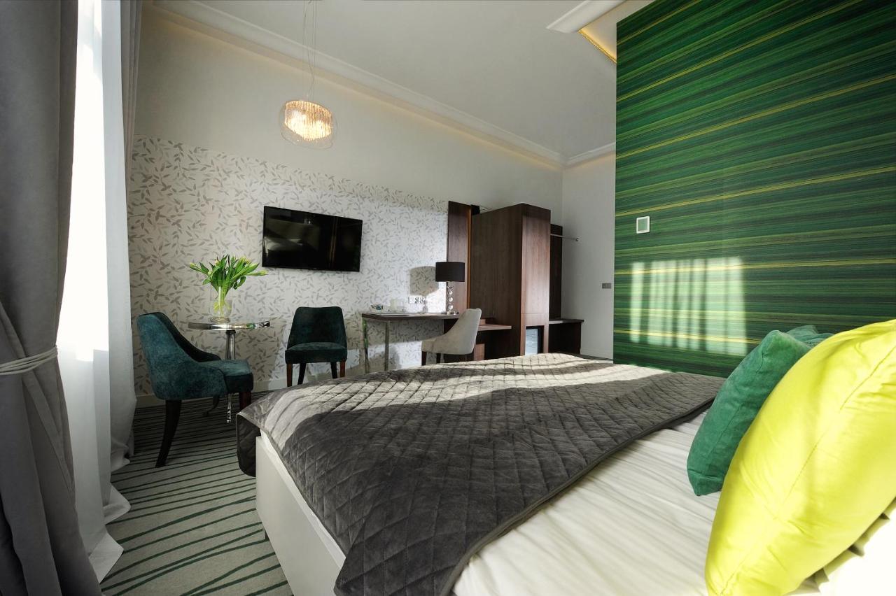 Plaza Boutique Hotel Krasków Exterior foto